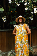 Load image into Gallery viewer, Easy Dress in Vintage Cream