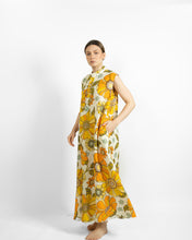 Load image into Gallery viewer, Easy Dress in Vintage Cream